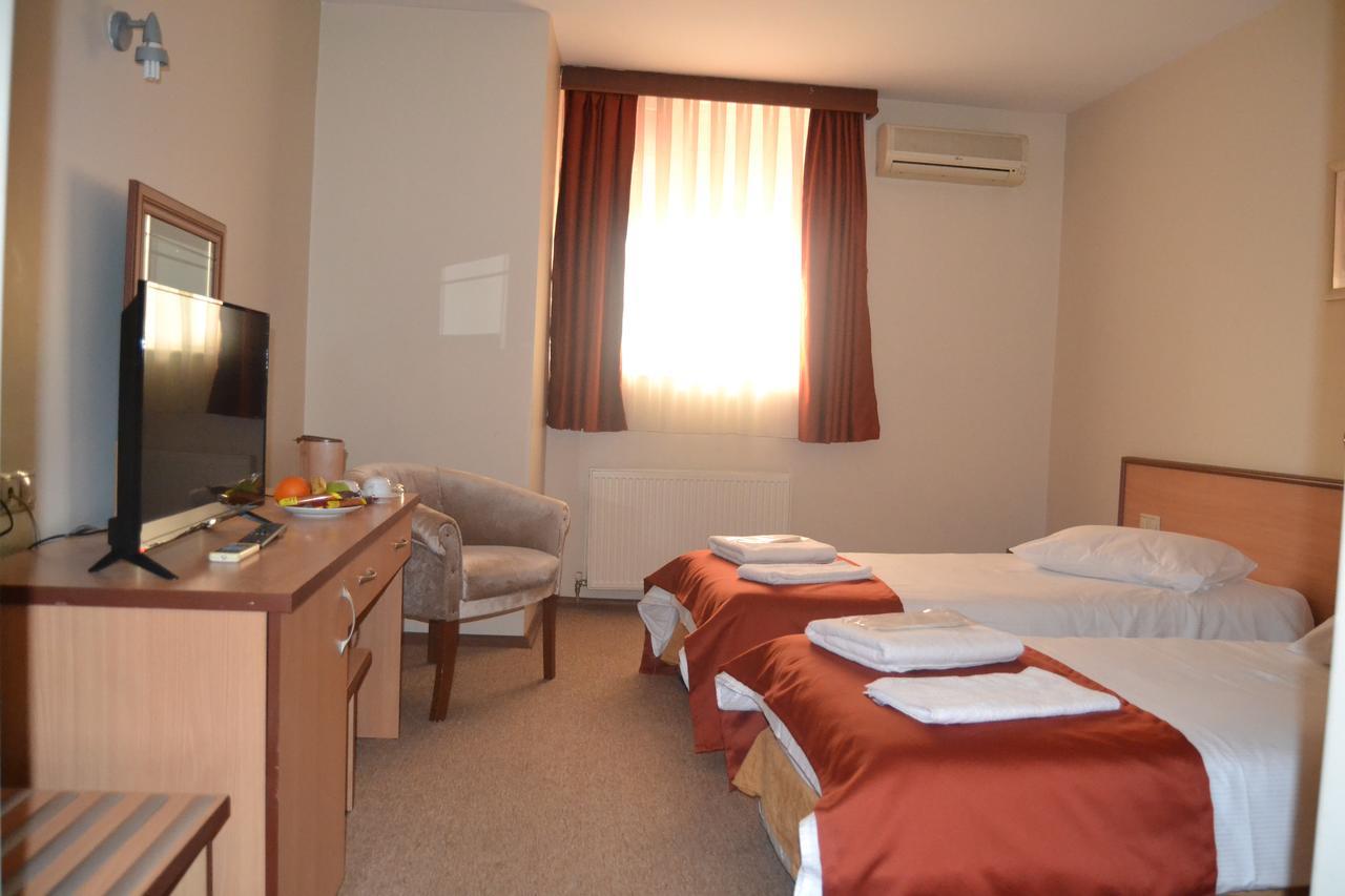 Duzce Han Otel Dış mekan fotoğraf